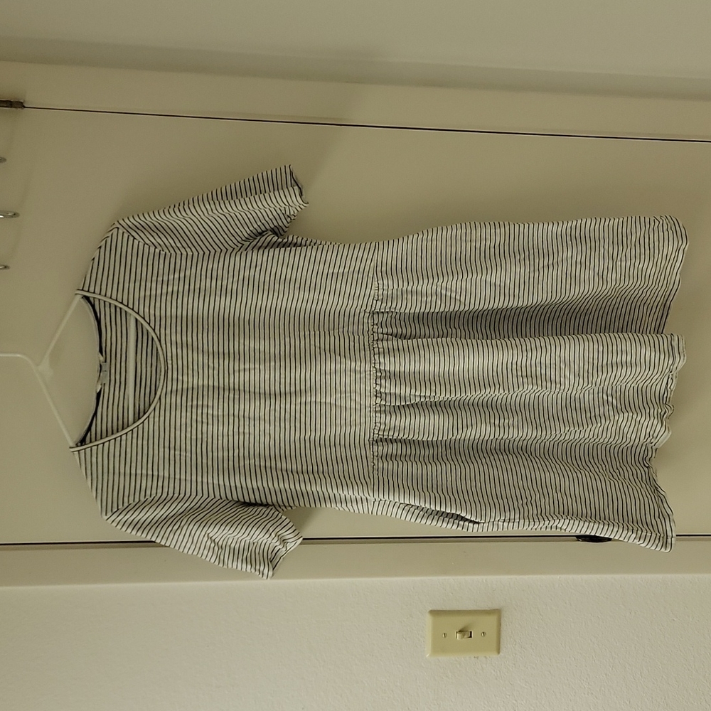 Boden black and white stripe sundress with pockets! Good condition!